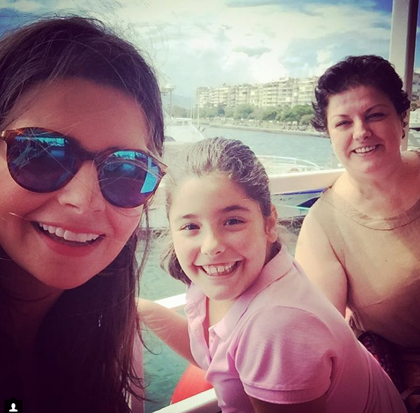 Instagram'da ünlüler: Dizi için kılıktan kılığa giriyor 20