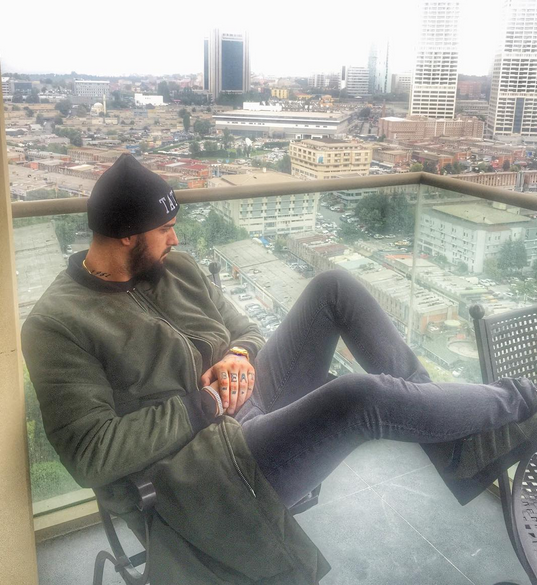 Instagram'da ünlüler: Dizi için kılıktan kılığa giriyor 8