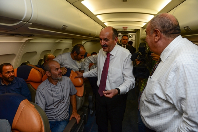 Türk işçileri bakanlar getirdi 9