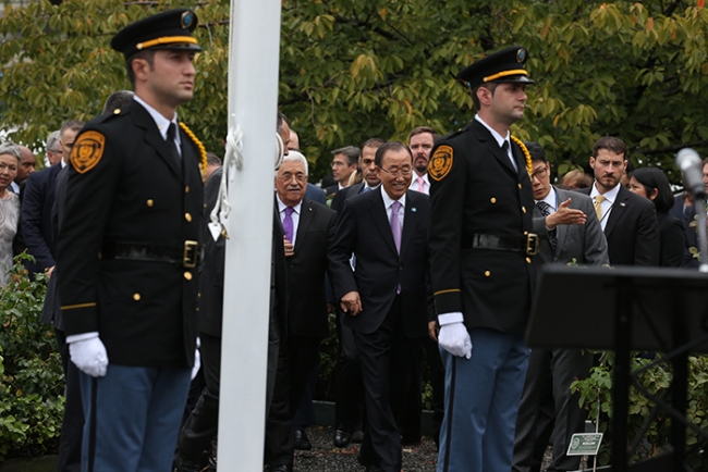 O bayrak göndere çekilecek dedi çekildi! 11