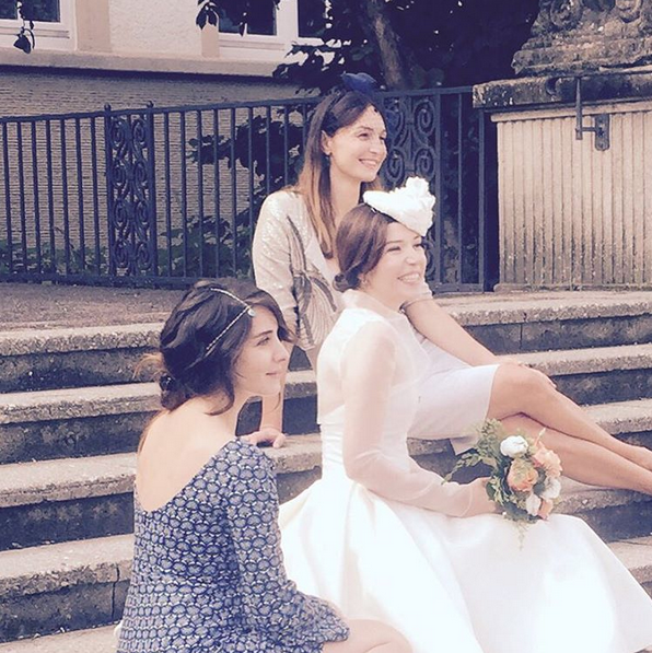 Instagram'da ünlüler: Düğün değil sade bir tören! 2