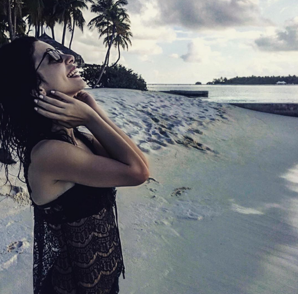 Instagram'da ünlüler: Ezgi Mola görüntüsüyle şaşırttı 14