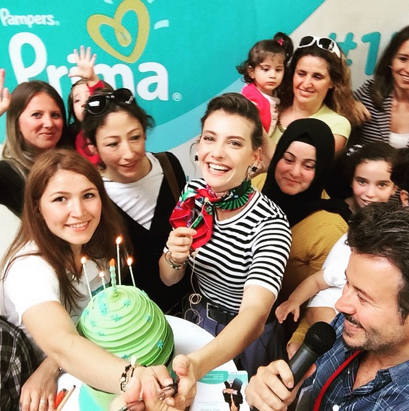 Instagram'da ünlüler: Ezgi Mola görüntüsüyle şaşırttı 16