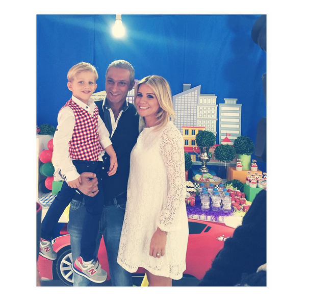 Instagram'da ünlüler: Ezgi Mola görüntüsüyle şaşırttı 9