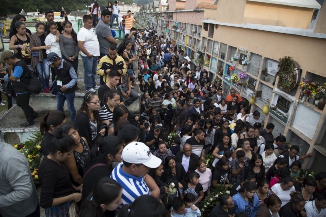 Guatemela'da heyelan: 131 ölü, 300 kayıp 13