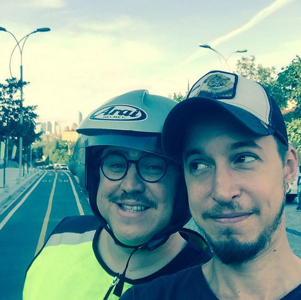 Instagram'da ünlüler: Kaykay şov! 3