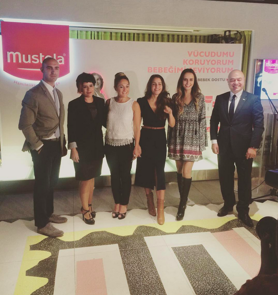 İnstagram'da ünlüler: Bebek gaz çıkardı! 10