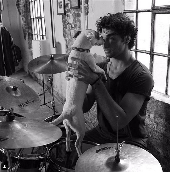 Instagram'da ünlüler: Hidayet Türkoğlu Eşkıya Dünyaya Hükümdar Olmaz fanatiği! 19