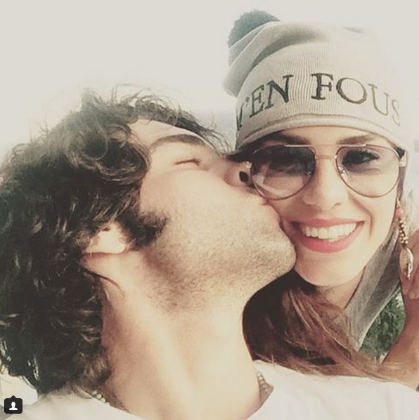 Instagram'da ünlüler: Şükrü ve Şükran'dan aşk pozu 4