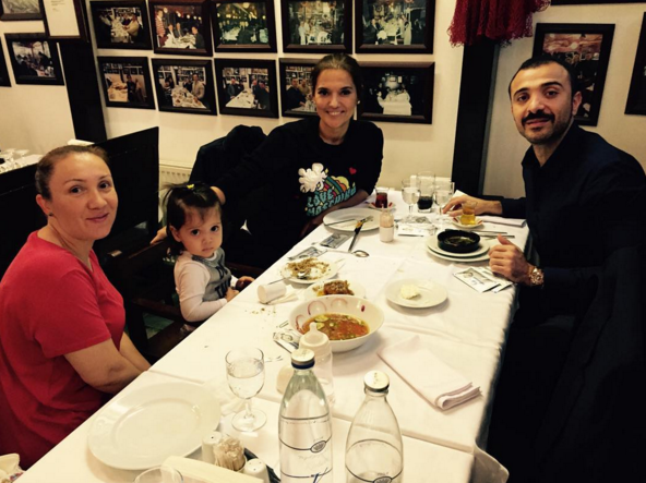 Instagram'da ünlüler: Fenerliler kaleciniz hayranım! 4