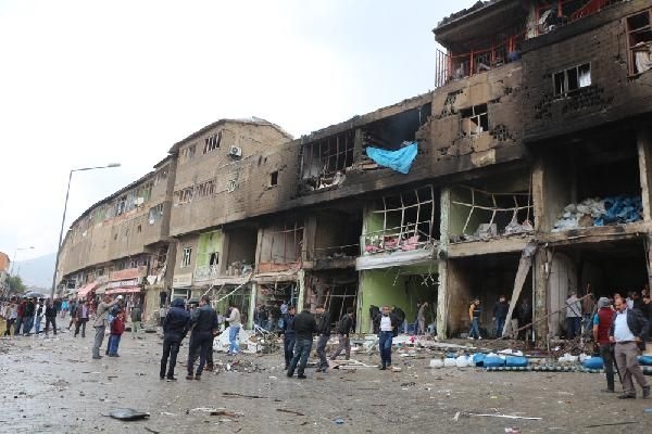Şemdinli'de PKK bombası hastaneyi harabeye çevirdi 3
