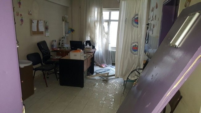 Şemdinli'de PKK bombası hastaneyi harabeye çevirdi 15