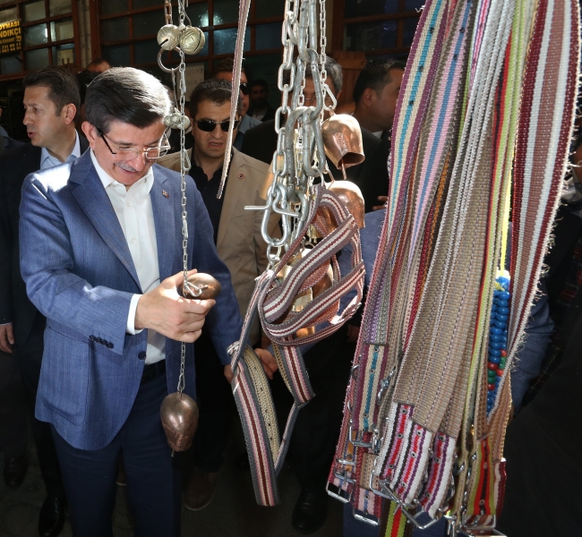 Başbakan Davutoğlu Gaziantep'te esnaf oldu! 8