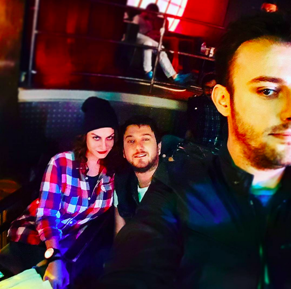 Kiralık Aşk oyuncuları Instagram'da 4