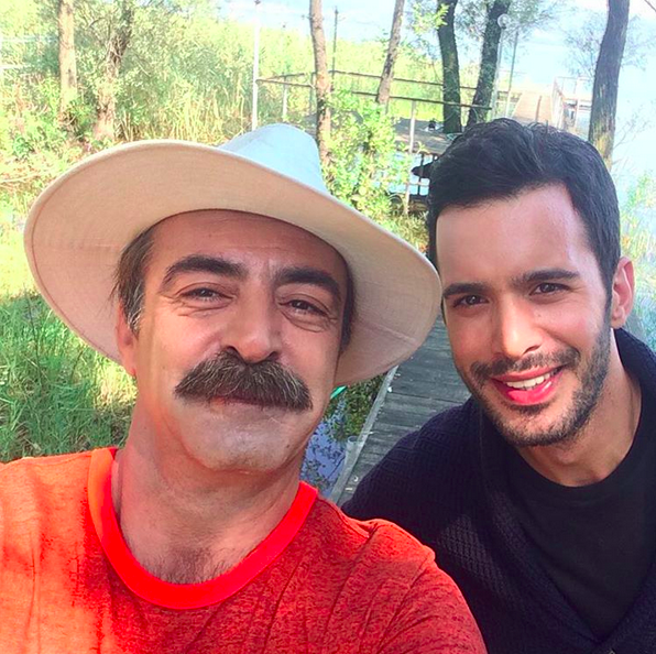 Kiralık Aşk oyuncuları Instagram'da 11