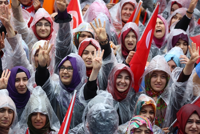 Beraber ıslandılar yağmurda! 8