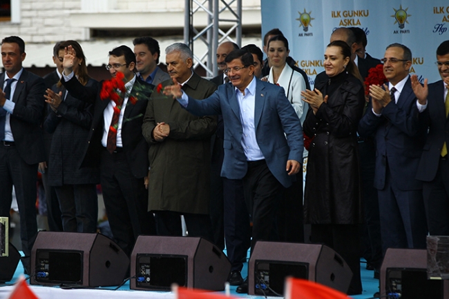 Beraber ıslandılar yağmurda! 25