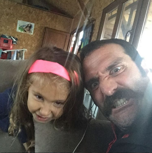 Instagram'da ünlüler: Küslük tatlıya bağlandı! 3