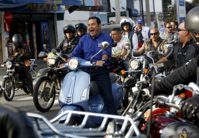 Guatemala'nın yeni Cumhurbaşkanı bir komedyen! 5