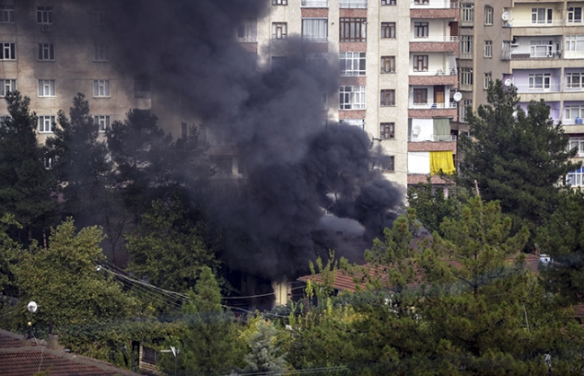 Canlı bomba eylemine hazırlanan IŞİD hücresine darbe 8