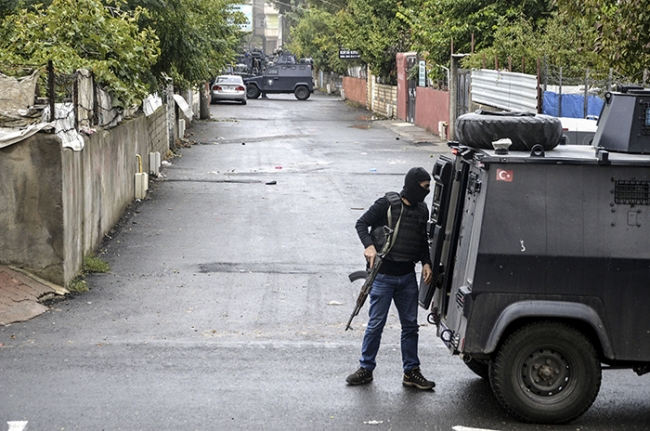 Canlı bomba eylemine hazırlanan IŞİD hücresine darbe 14