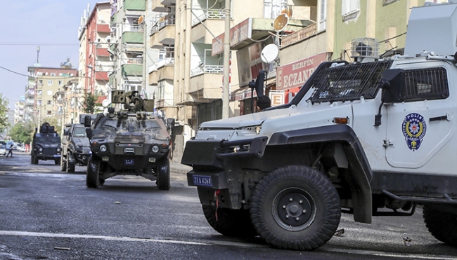 Canlı bomba eylemine hazırlanan IŞİD hücresine darbe 20