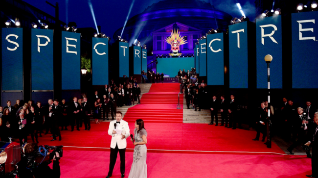 Düşes Catherine 'Bond' kadını oldu 10