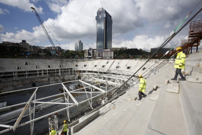Vodafone Arena yükseliyor 3