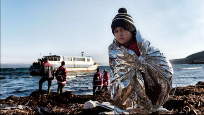 Dünyadan günün fotoğrafları: Brezilya kabilesinde internet keyfi 5