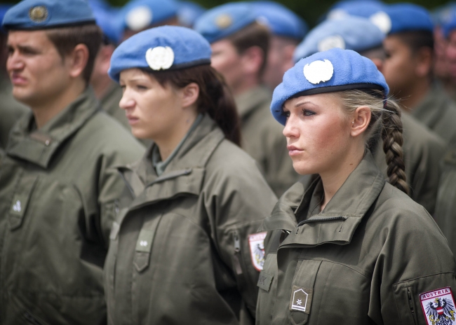 Orduların gizli kahramanları; Kadın askerler 10