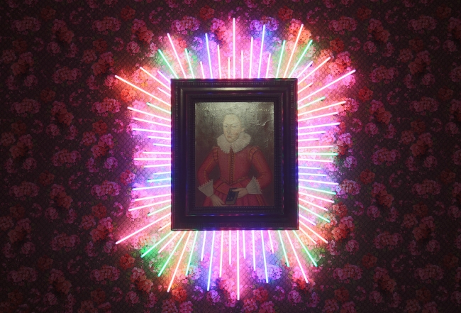 Gucci tasarımları modern sanatla bir araya geliyor 4