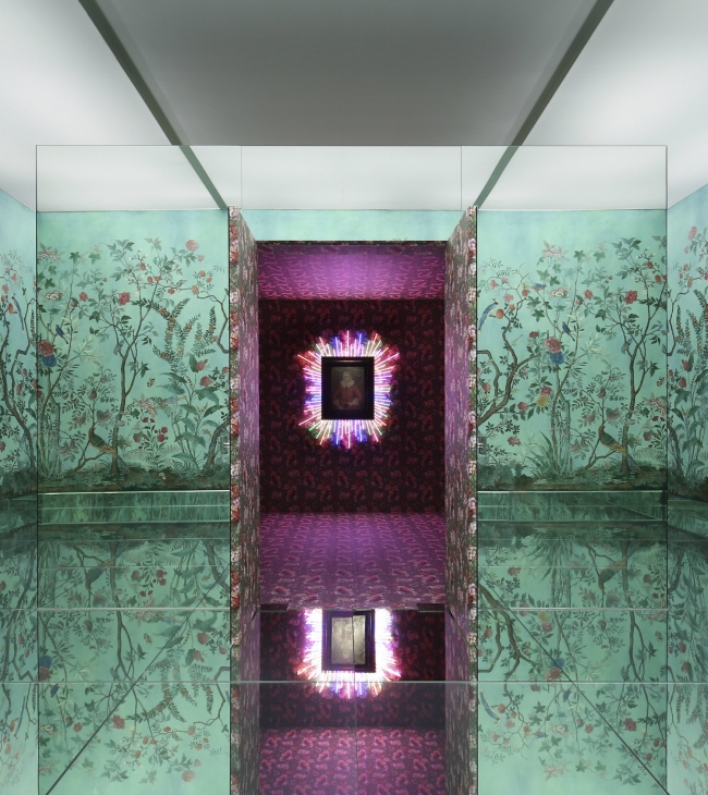 Gucci tasarımları modern sanatla bir araya geliyor 5