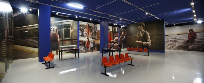 Gucci tasarımları modern sanatla bir araya geliyor 8