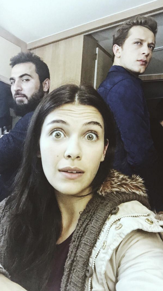 Kırgın Çiçekler oyuncuları Instagram'da! 10