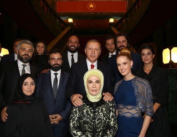 Resepsiyona ünlü akını 17