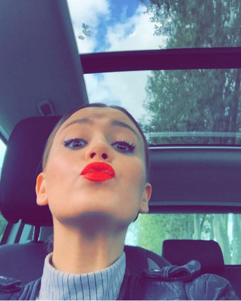 Instagram'da ünlüler: Hepimiz cahil miyiz hocam! 10