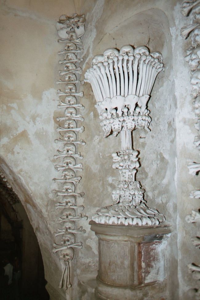 40 bin iskeletle süslenen kilise: Sedlec 11