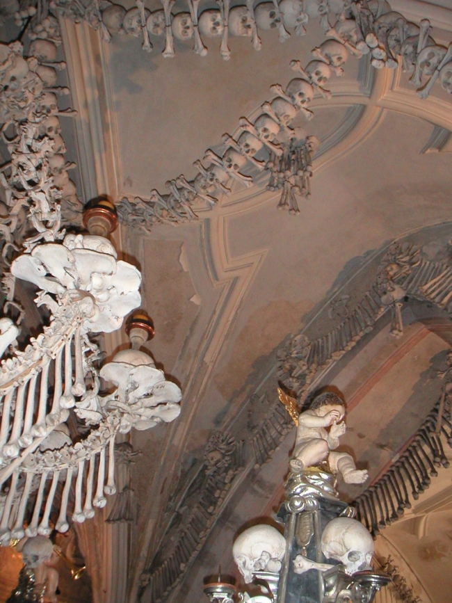 40 bin iskeletle süslenen kilise: Sedlec 16