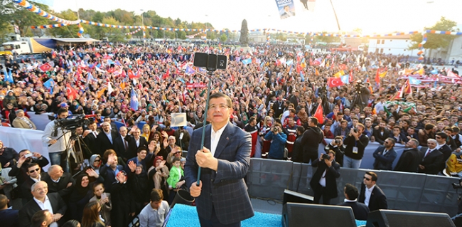 Davutoğlu'ndan memleket selfiesi 2