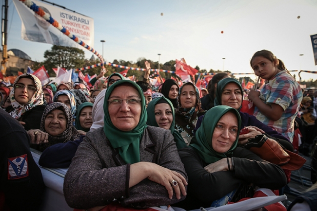Davutoğlu'ndan memleket selfiesi 5