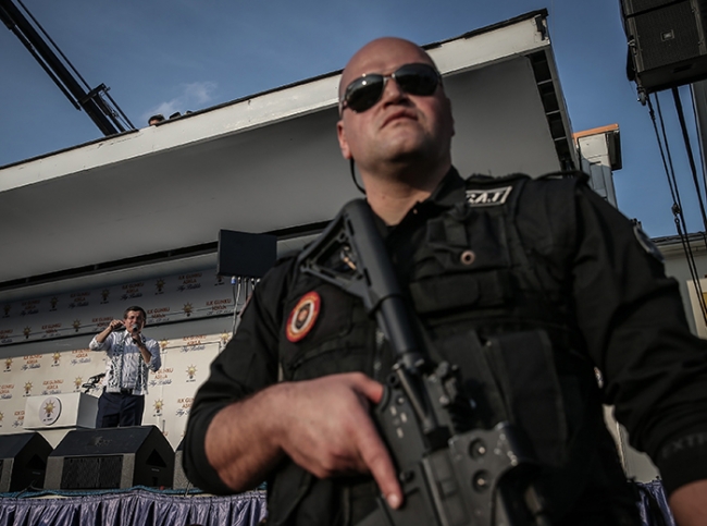 Davutoğlu'ndan memleket selfiesi 6