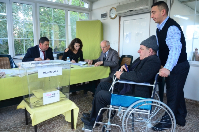 Türkiye sandık başında: 1 Kasım seçiminden kareler 14