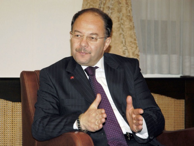 'Üç dönemlik'ler geri döndü 17