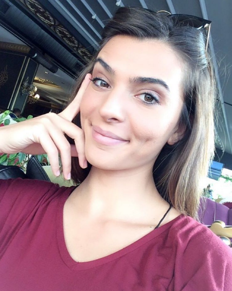 Instagram'da ünlüler: Bade İşçil'den Malkoç Süalp'e gönderme 14