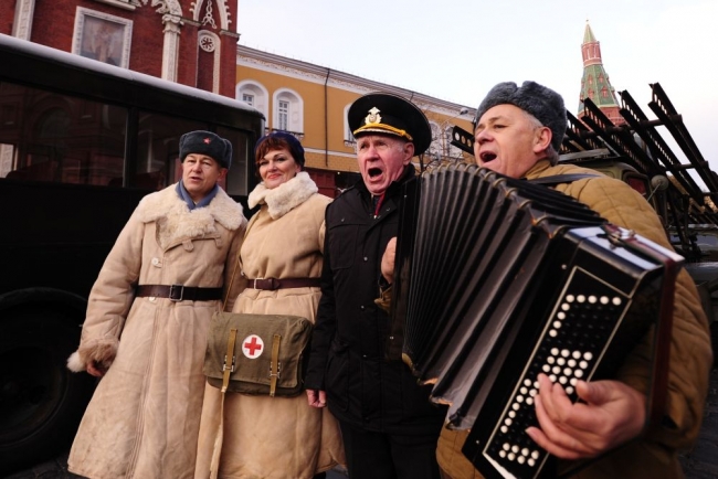 Kızıl Ordu Kızıl Meydan'da! 8