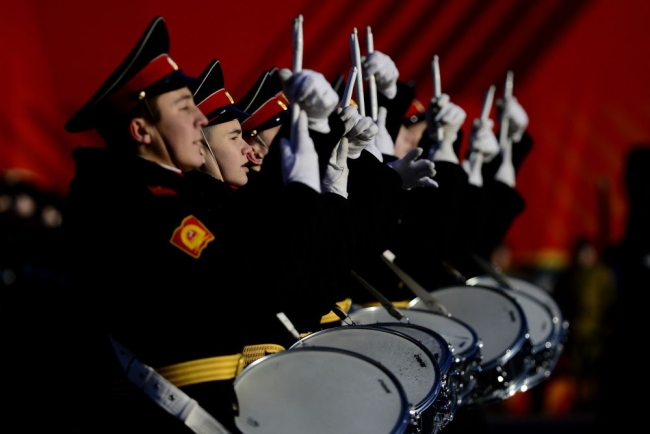 Kızıl Ordu Kızıl Meydan'da! 31