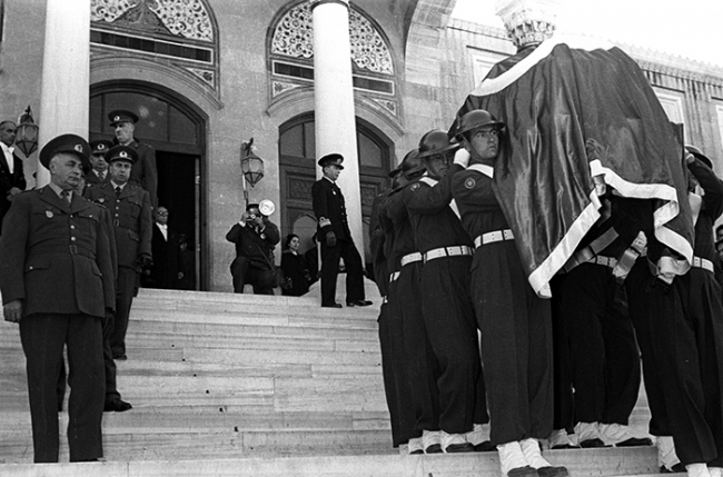 10 Kasım'ın bilinmeyen fotoğrafları... 10