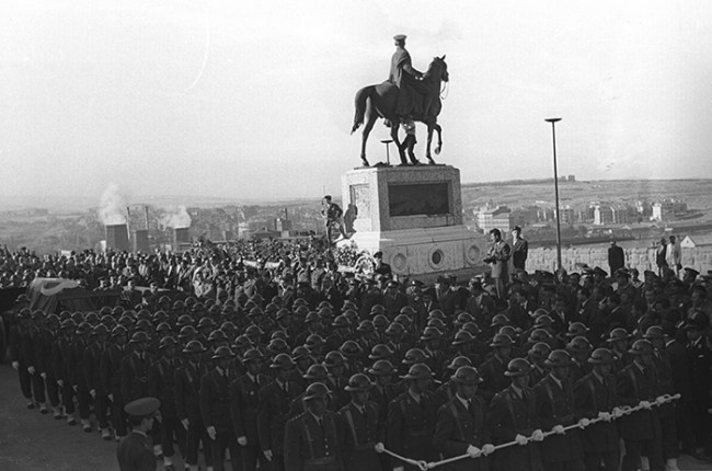 10 Kasım'ın bilinmeyen fotoğrafları... 15