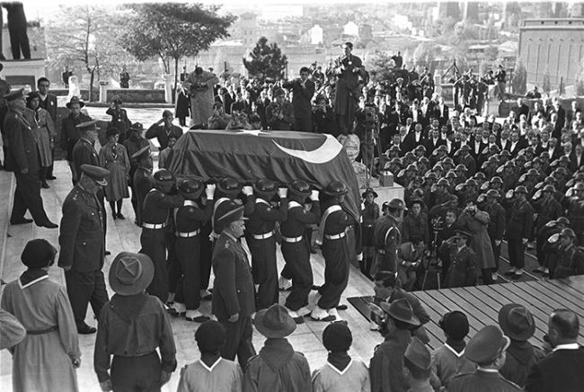 10 Kasım'ın bilinmeyen fotoğrafları... 23