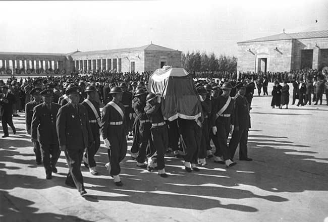 10 Kasım'ın bilinmeyen fotoğrafları... 28